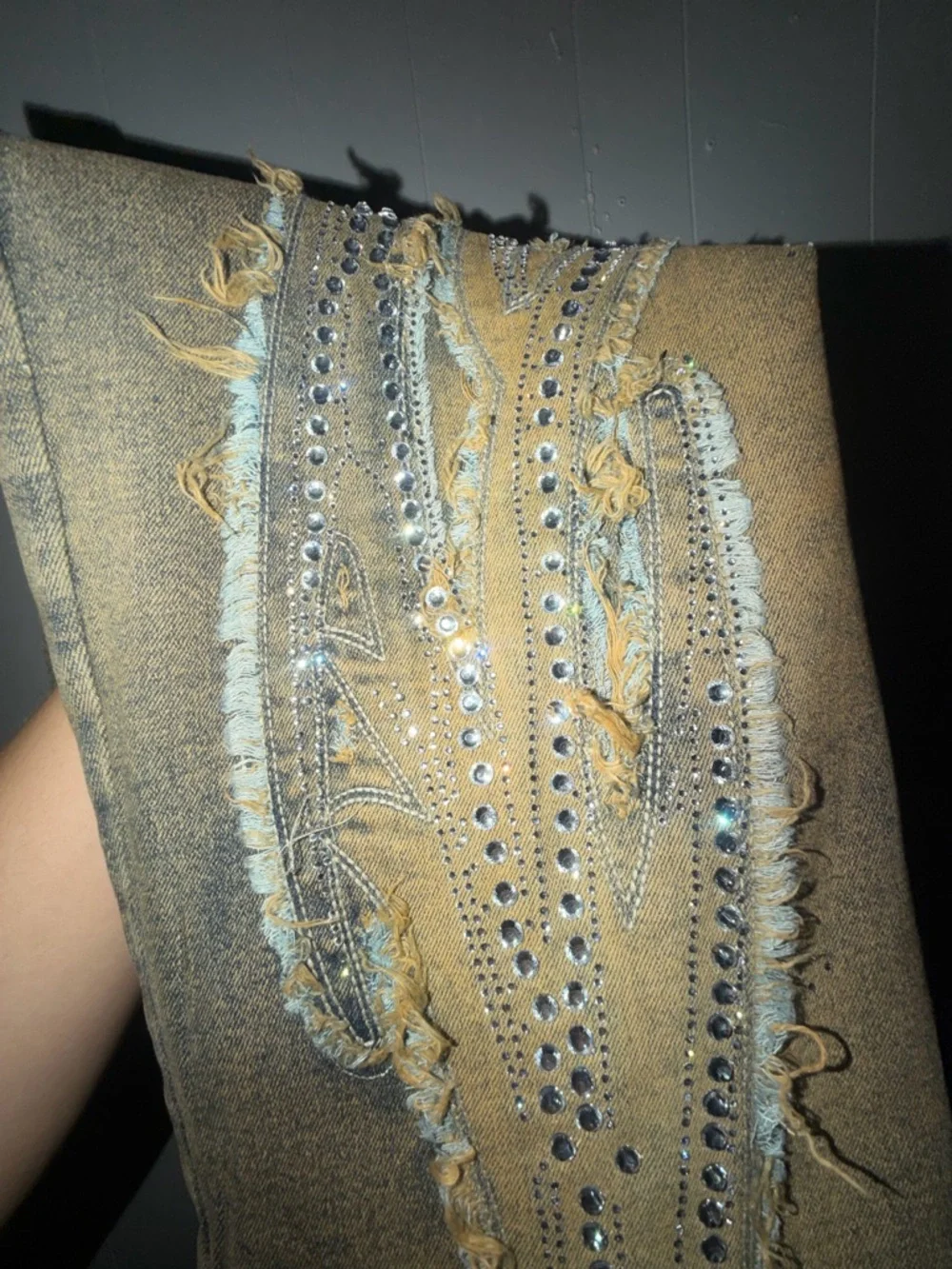 Men's Distressed Olive-Green Jeans with Embellishment - Picture 7 of 7